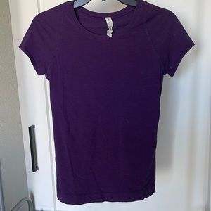 Lululemon cotton blend t shirt